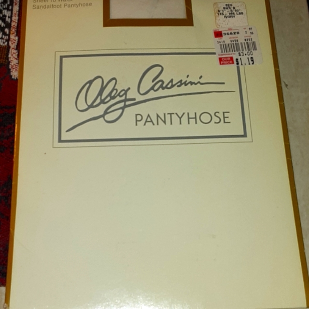 VINTAGE OLEG CASSINI SHEER TO WAIST SANDAL FOOT PANTYHOSE NEW IN PACKAGE